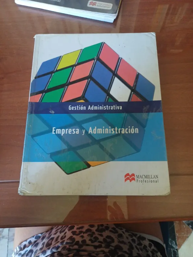 Empresa y Administración (Gestión Administrativ...