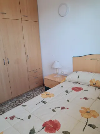 Habitación en alquiler para mujer