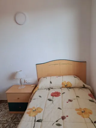 Habitación en alquiler para mujer