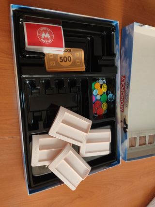 Monopoly Edición Mundial Here & Now