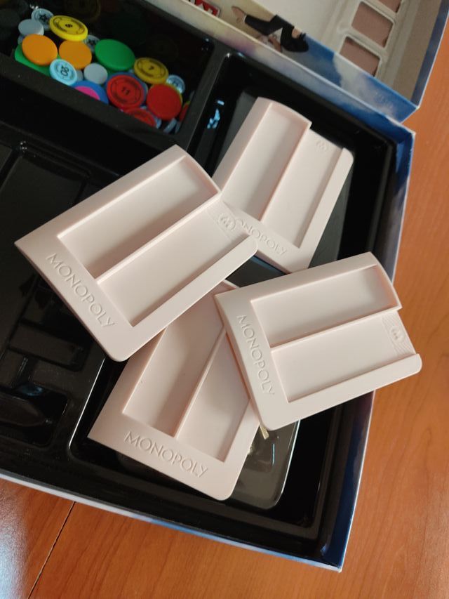 Monopoly Edición Mundial Here & Now