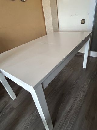 Mesa de comedor Ikea blanca