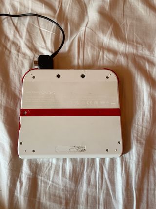 Nintendo 2DS bianco