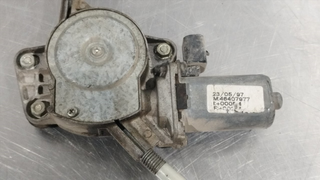 ELEVALUNAS DELANTERO DERECHO LANCIA Y 46407977