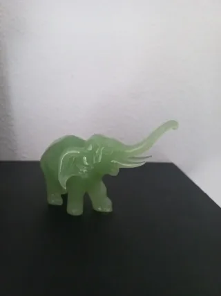 Figura elefante cristal verde
