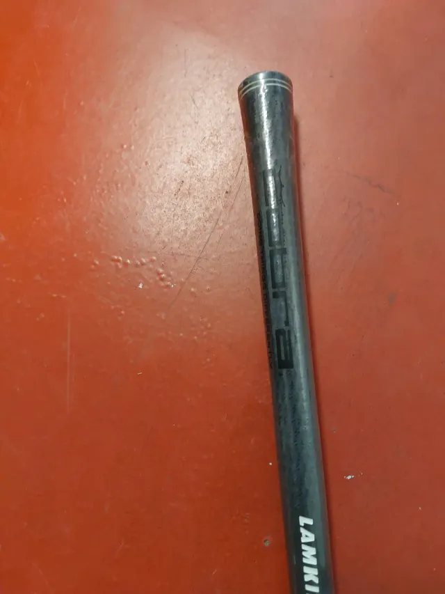 Hierro de golf Cobra King 56