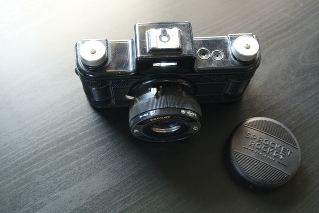 Fotocamera Panoramica Sprocket Rocket 35 mm