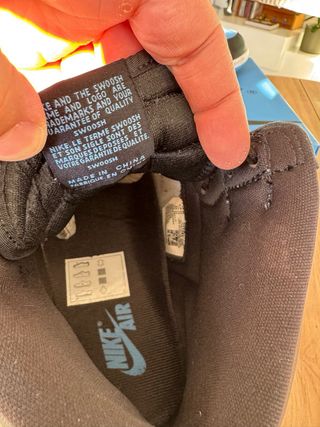 Air Jordan 1 High Retro UNC