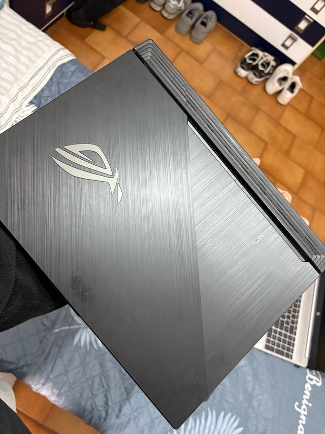 Portátil Asus ROG Strix G