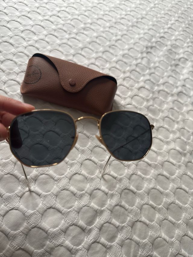 Gafas Ray-Ban Hexagonal Dorado Negro