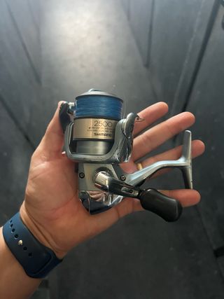 Carrete Shimano Catana 2500