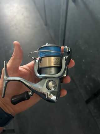 Carrete Shimano Catana 2500