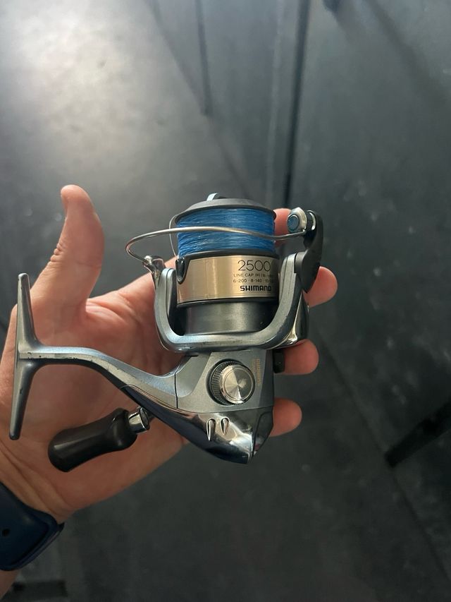 Carrete Shimano Catana 2500