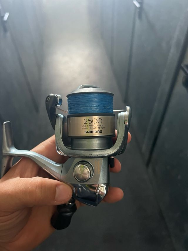 Carrete Shimano Catana 2500