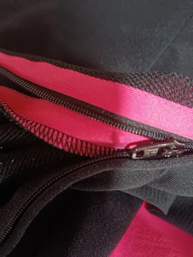 Pantalón Juventus Adidas 2022/2023 Negro Rosa