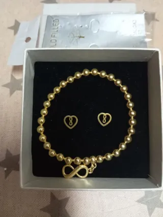 Pulsera con baño de Oro y pendientes a juego 