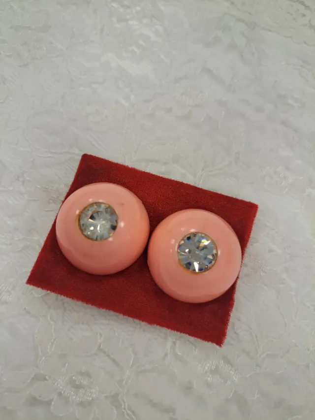 Pendientes vintage con pedrería