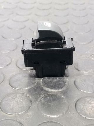 Mando elevalunas citroen 1142082 96624281 berlingo