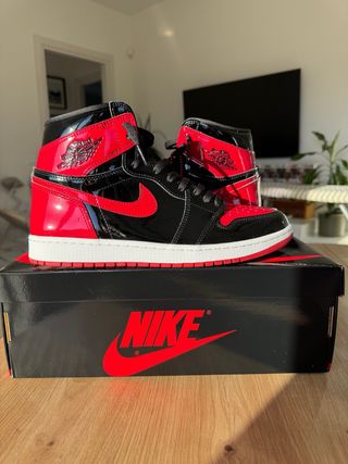 Air Jordan 1 High Retro Patent Bred