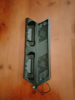 PS4 Pro 1TB+ 2 mandos+ soporte ventilador + juegos