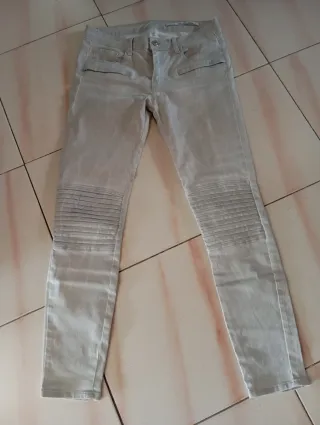 Pantalones mujer efecto polipiel grises