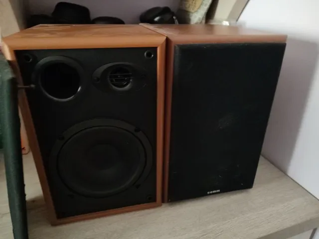 Altavoces autoamplificados 60W