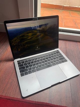 MacBook Pro 13” 2019 2.4Ghz