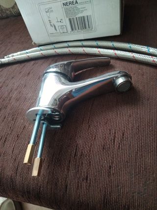 Grifo de lavabo NEREA