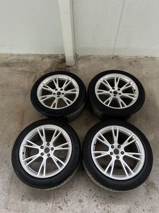 Llantas 19” Gemini Tesla Model Y originales 