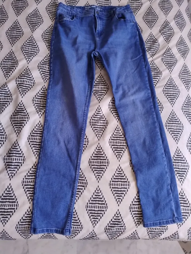 Pantalones niño varios modelos y colores