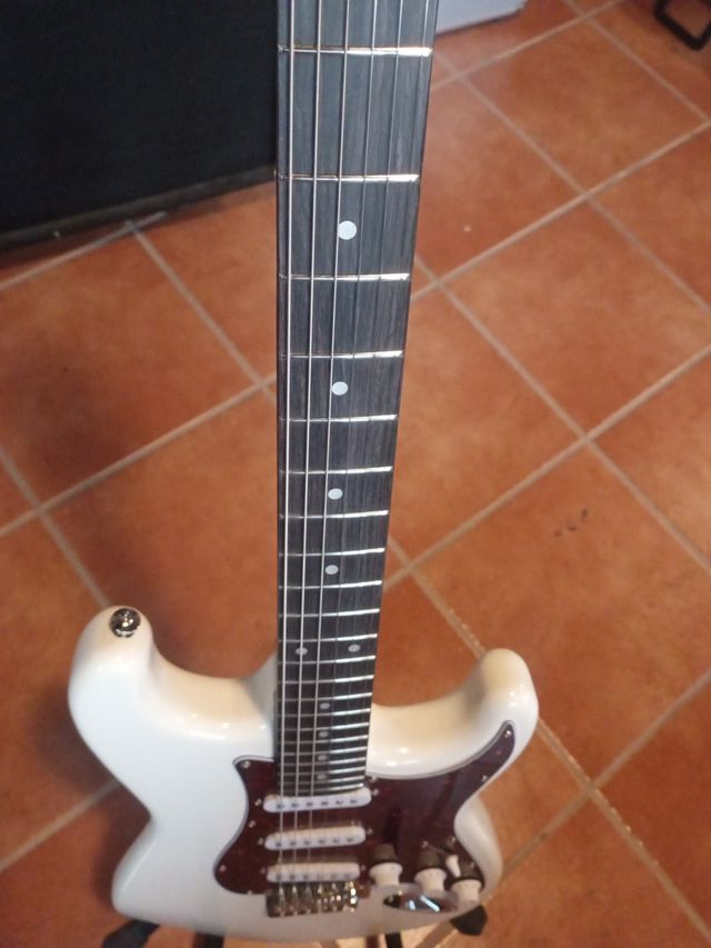 Guitarra Austin Stratocaster Blanca