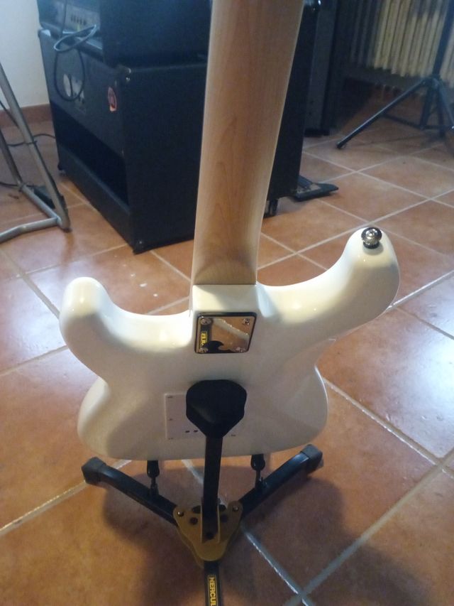 Guitarra Austin Stratocaster Blanca