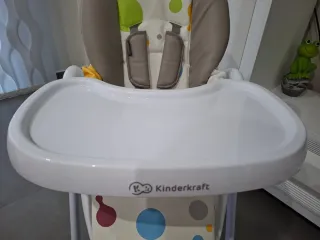 Trona Kinderkraft azul y blanca