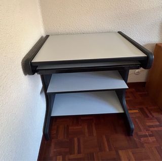 Mesa de ordenador