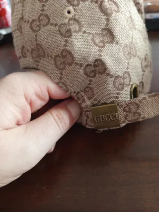 Gorra Gucci Beige y Blanca