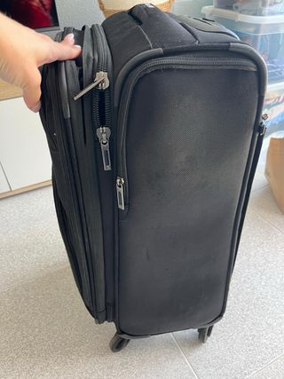 Maleta trolley Delsey negra