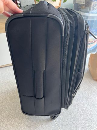 Maleta trolley Delsey negra