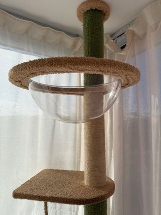 Torre para gatos con hamaca y rascador
