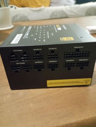 Fuente de alimentación Forgeon Bolt