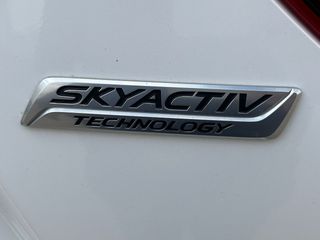 Mazda CX-5 2.2 SKYACTIV-D   150 CV diesel black tech