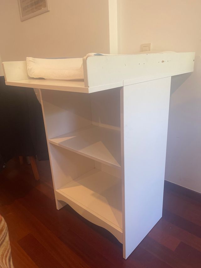 Cambiador infantil blanco