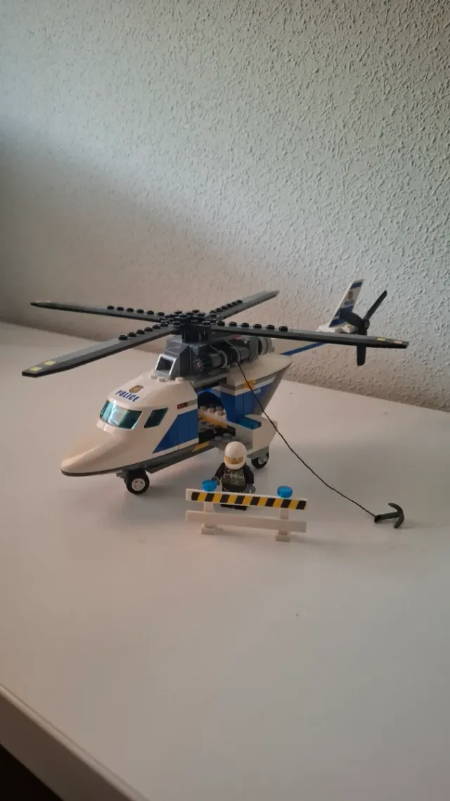Set LEGO Policía Helicóptero y Coche