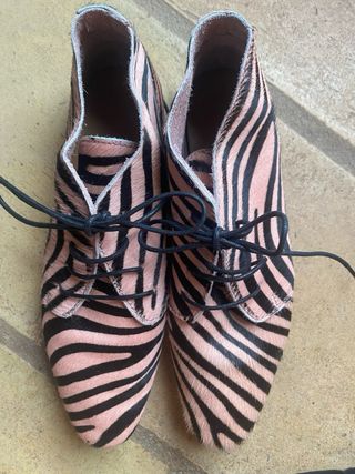 Zapatos Bimba y Lola T40 Piel Cebra