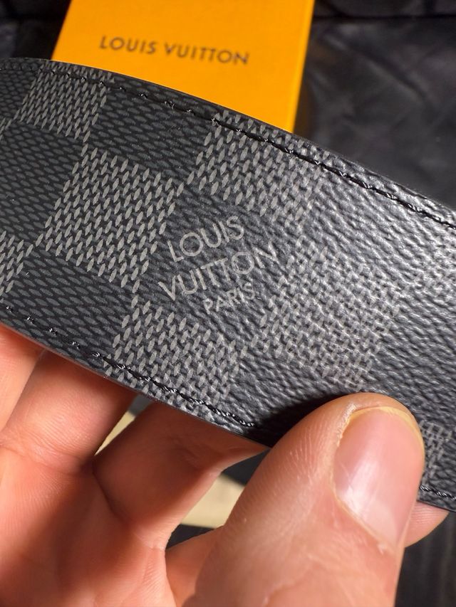 Louis Vuitton cinturón impecable estado
