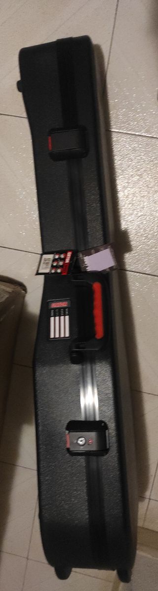 Estuche Gator TSA para Guitarra Clásica