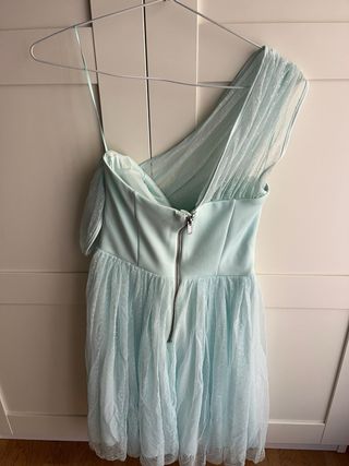 Vestido azul con tul de lunares
