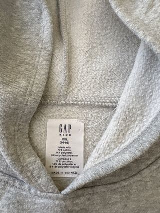 Sudadera Gap Gris con Logo Rosa