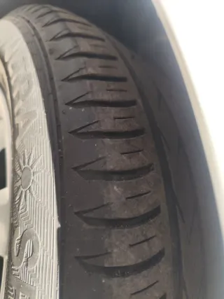 Llantas 16 pulgadas con neumáticos