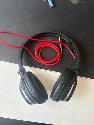 Auriculares LATAM Bluetooth 4.2 Negros/Rojos