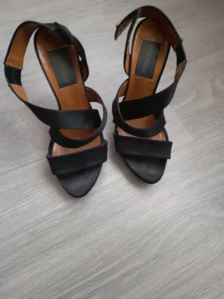 Sandalias Uterqüe Negras